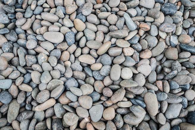 石头河没一滴水 却神奇传出流水声(示意图/达志影像)