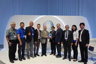 杜拜全球自駕運輸挑戰賽 台灣iAuto團隊獲獎揚名國際