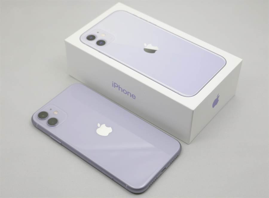 該為iPhone 11挑選哪一種保護殼呢？(黃慧雯攝)