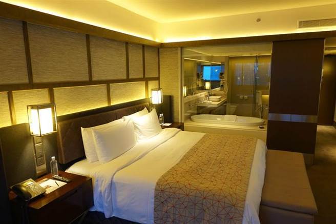 女遭色鬼压床还熊抱 结局超展开(示意图/达志影像)