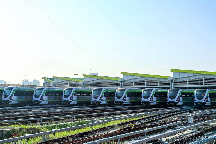 台中捷運綠線將於明年底全線通車，台中喜迎捷運時代來臨。（盧金足攝）