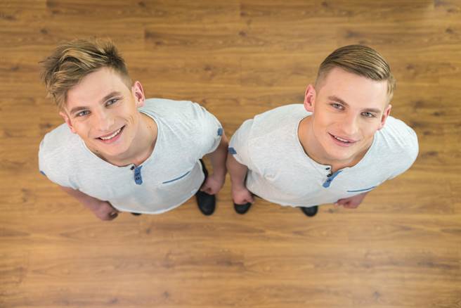 假扮双胞哥找女友 崩溃揭超绿真相(示意图/达志影像)