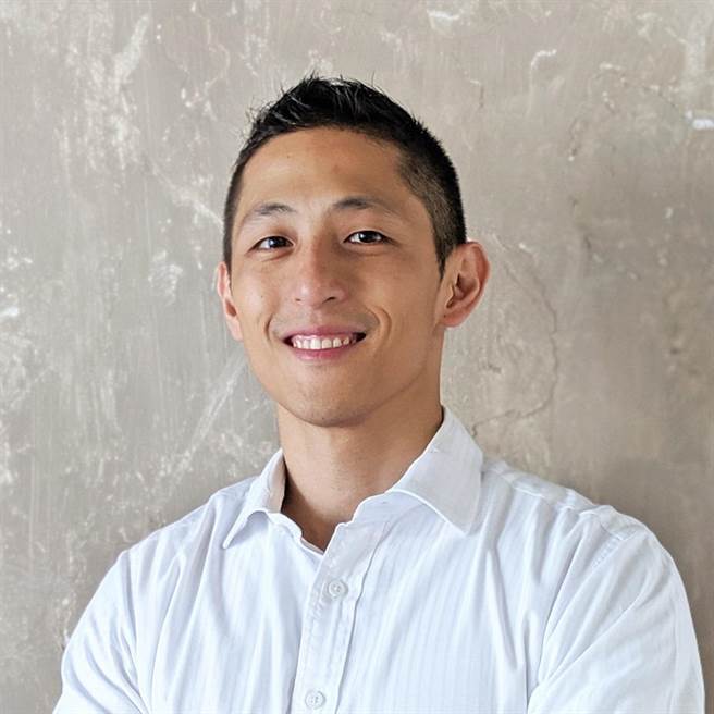 吴怡农外型以及强大的经歷吸引不少粉丝。（摘自《壮阔台湾 吴怡农》）