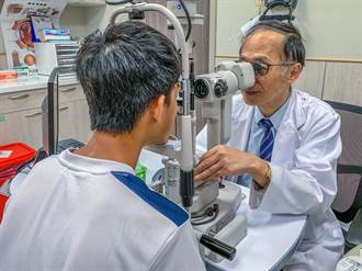 中醫大以「微視野計」低視能復健改善青少年型黃斑部病變