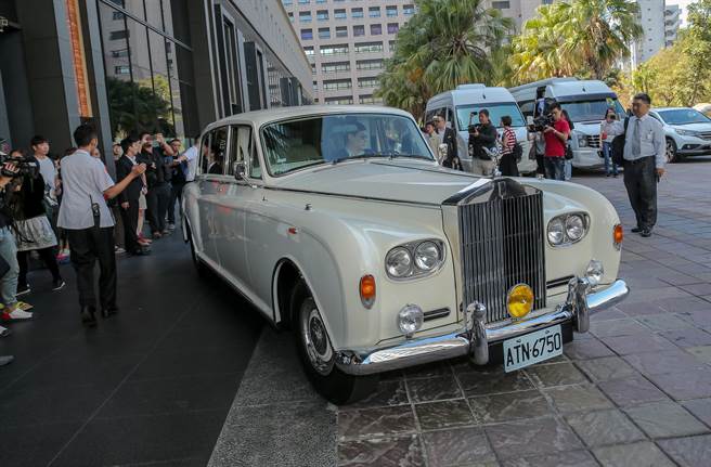 林志玲结婚礼车。(卢祎祺摄)