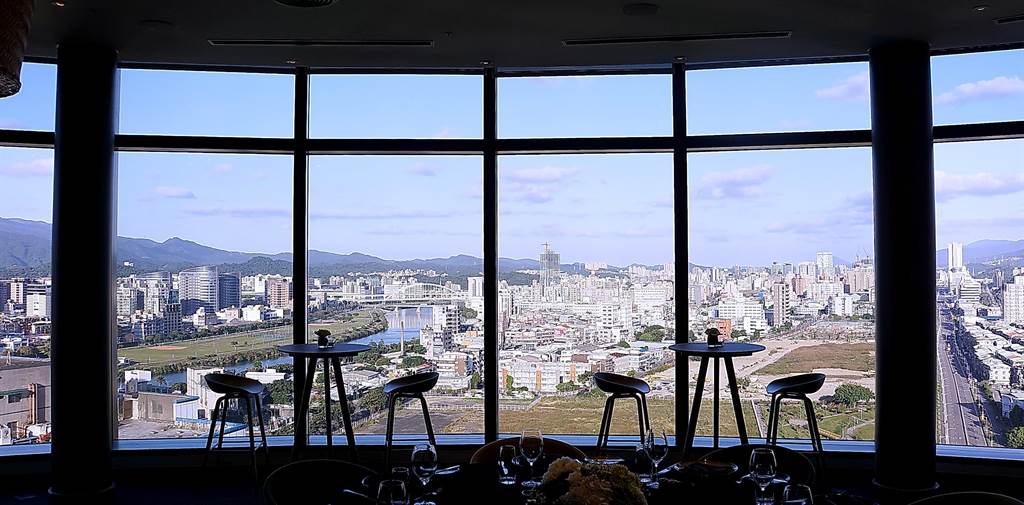 獨 松山意舍酒店 賣高 台北再增高樓景觀私廚餐廳 旅遊 工商