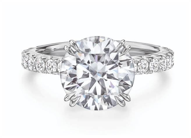 海瑞溫斯頓新款Attraction鑽石戒指。（HARRY WINSTON提供）
