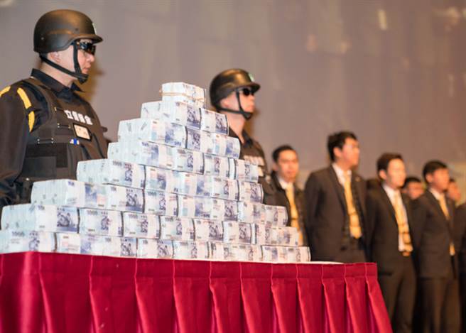 永庆房屋「幸福成家基金」不论年资，只要业绩达标都可获得，每人每年最高250万元。