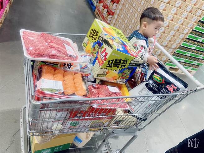 网友表示：「我原本只是要带小孩见见卖场的样子…」。（摘自Costco好市多 商品经验老实说）