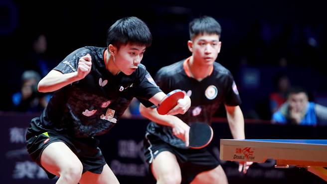林昀儒與廖振珽聯手在世界桌球巡迴賽年終總決賽男雙賽事闖進冠軍戰。(摘自ITTF官網)