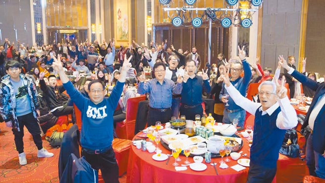 「武漢台灣青年返台投票動員大會」僅籌辦72小時就爆棚，台青及台商出席踴躍。（本報系記者王雅芬攝）