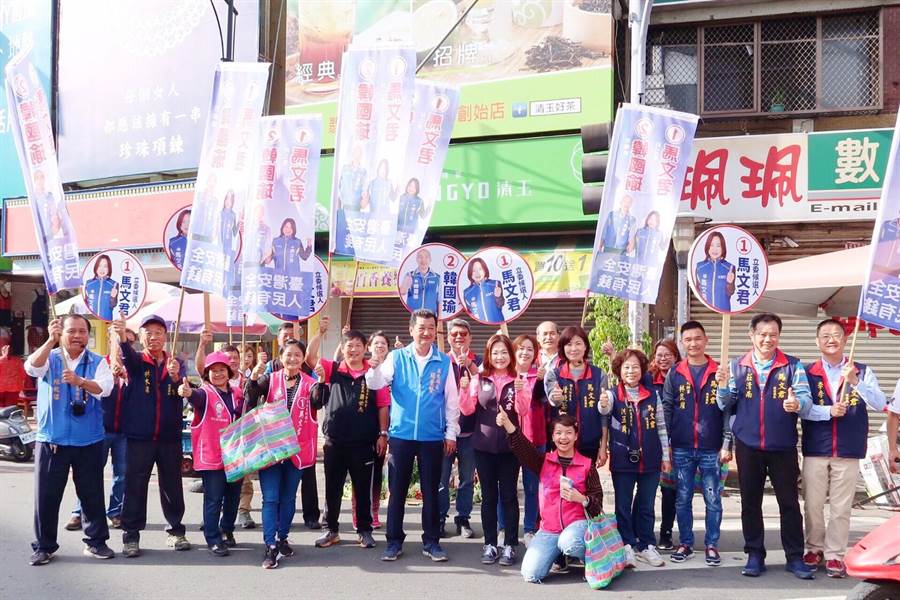 馬文君草屯掃街 縣長林明溱、鎮長簡景賢助陣 - 政治 - 中時