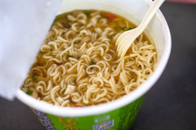 台酒泡麵红到国外？曝实情出乎意料(示意图/达志影像)