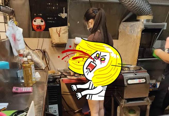 偷拍盐酥鸡妹S曲线背影 曝神美正面(图翻摄自/加藤军路边随手拍)