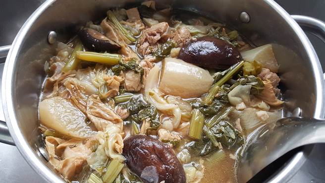 友请吃白菜滷他秒反胃 老饕打脸：不识货(示意图/达志影像)