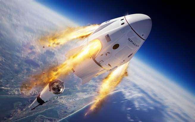 SpaceX的「乘員飛龍」，完成緊急火箭的逃生測試。(圖/spaceX)