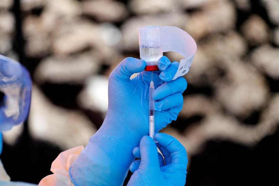 吉利德公司正在測試伊波拉的解藥是否能夠治療武漢肺炎。(圖/路透社)