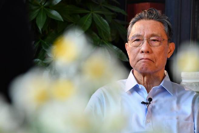 陆抗SARS老将、传染病专家锺南山表示，估计武汉肺炎疫情应该在一周或者十天左右达到高峰，不会大规模增加。（新华社）