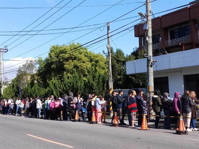 为何澳门没有口罩乱象 曝超强防疫（示意图非当事人／台湾过年期间民眾提供之资料照）