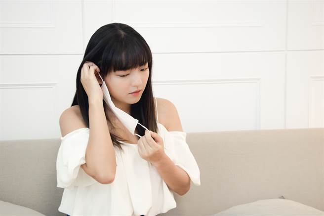 戴口罩2天 她意外发现超惊人收穫(示意图／达志影像)