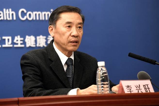 大陆国家医疗专家组成员、北京地坛医院感染性疾病诊疗与研究中心首席专家李兴旺指出，武汉肺炎病情最重通常是在感染后第9天至第12天。（图／新浪网）