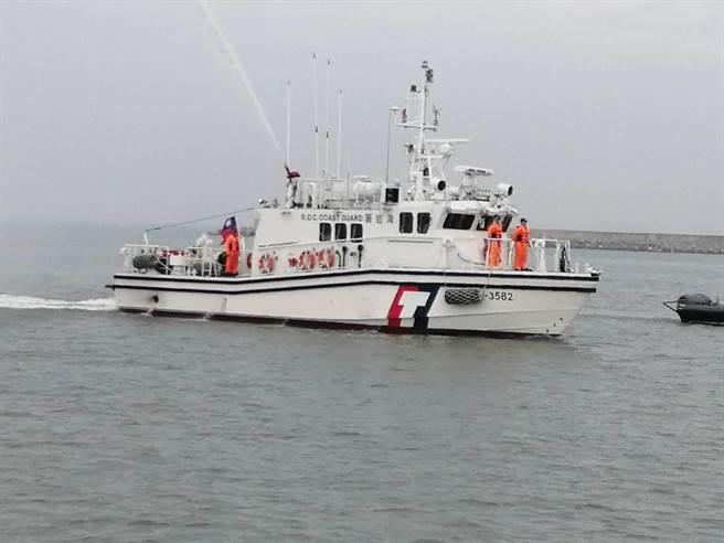 海巡署艦隊分署「籌建海巡艦艇發展計畫」中「35噸級巡防艇」第2艘3582艇於今（12日）抵達馬祖海域。（馬祖海巡隊提供／葉書宏連江傳真）