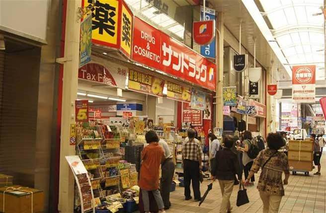 日本仍不怕？走訪藥妝店買口罩他傻眼(圖片取自/中時資料庫)