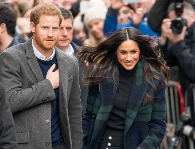 梅根與哈利雖然淡出英國王室，但仍要求「有效維安」，引發爭議。（達志圖庫/TGP）