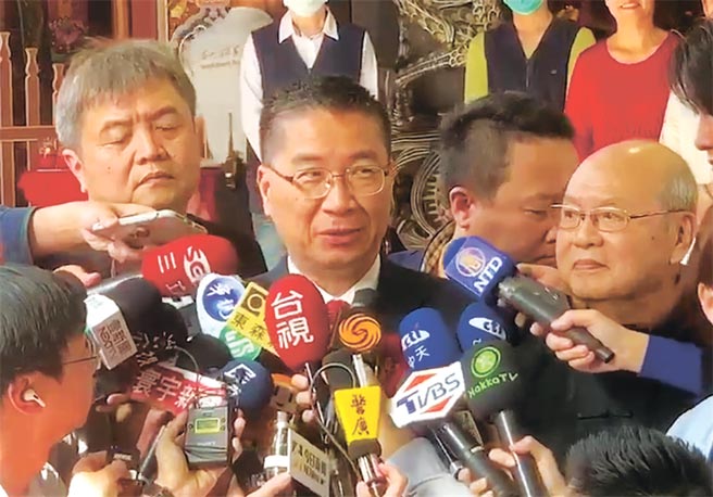 徐国勇回应大甲妈遶境问题。（内政部提供）