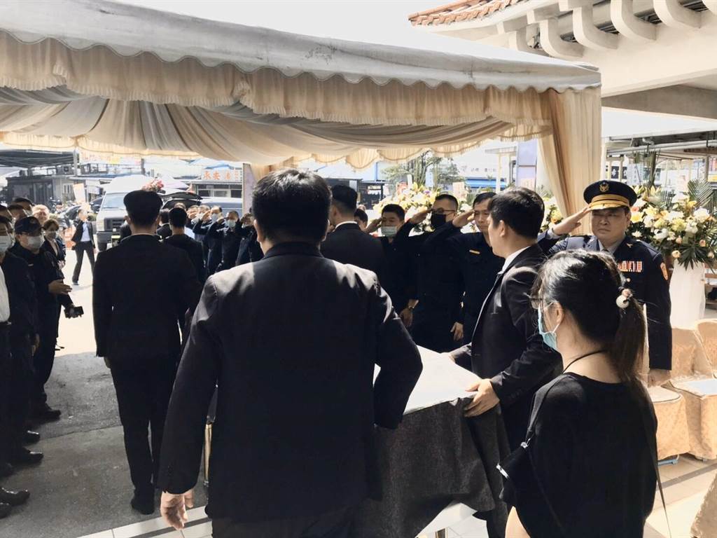 新興分局54歲警員林家裕因公死亡，今天舉行公祭。（警方提供／柯宗緯高雄傳真）