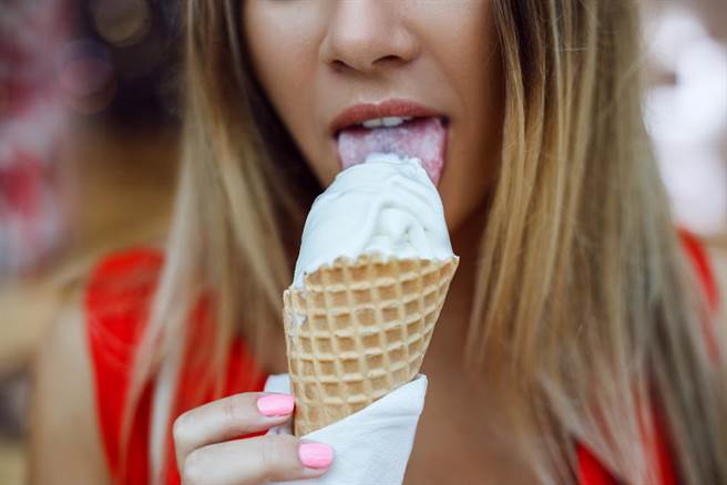 冰淇淋霸主是誰？不少老饕一面倒狂推薄荷巧克力口味。（圖／達志影像）