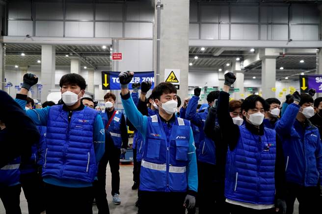 韓國新冠肺炎疫情嚴重。（圖／路透社）