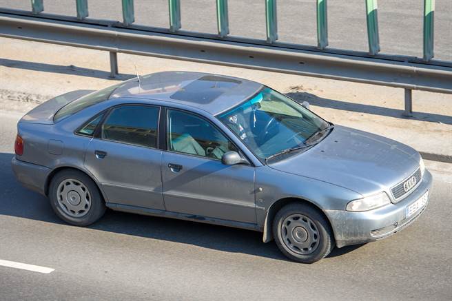 有网友透露剧组真的是参考奥迪A4 - B5车型，许多细节都有做出来。(示意图／达志影像)