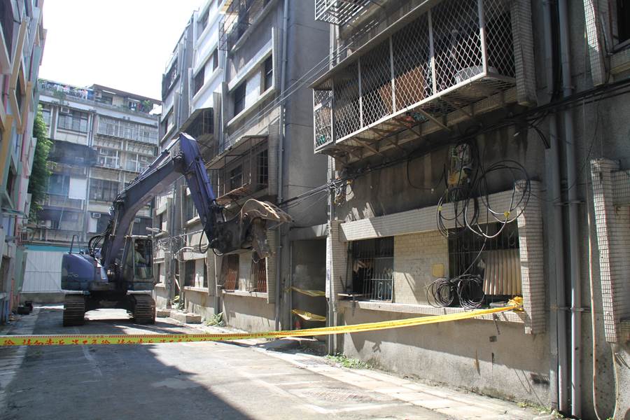 北市府今舉辦福民社會住宅既有建物拆除工程動工典禮。（譚宇哲攝）