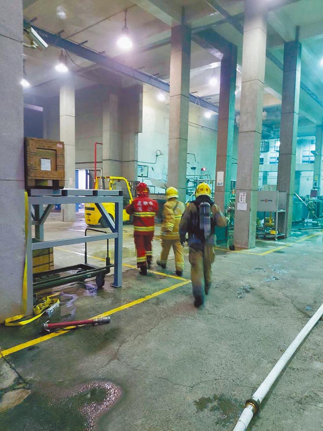 國家中山科學研究院大樹院區廠房，昨晚7時多傳出爆炸火警意外。（翻攝照片／林雅惠傳真）