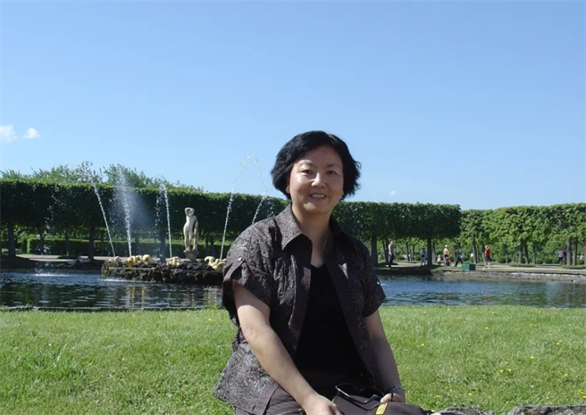 大陆作家方方在武汉撰写的《方方日记》，是许多大陆民眾面对疫情时的非常喜爱阅读的作品，近日在大陆网路上爆红。（图／微博@二湘的七维空间）