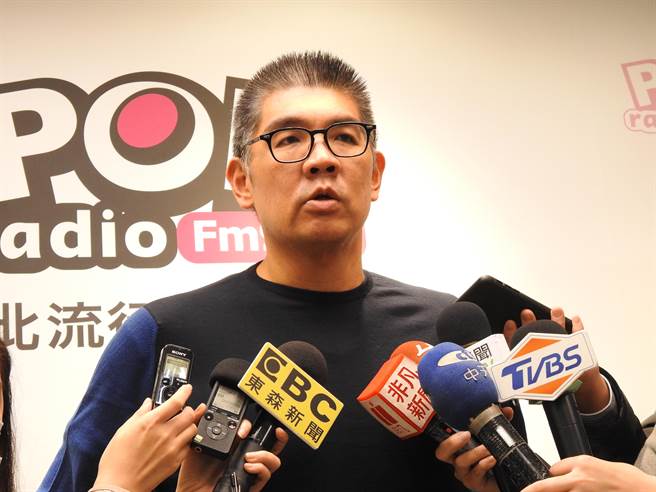 國民黨中央委員連勝文今天中午接受廣播專訪。（趙婉淳攝）