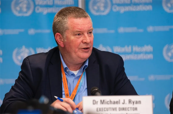 世界专家莱恩博士说，未来还会有更多国家受到新冠疫情影响，到那时，疫情将无处不在。（图／WHO)