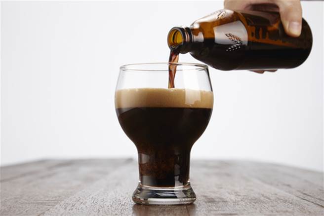 黑麥汁到底誰在喝？網笑：婚後就懂隱藏功能(圖片取自/達志影像)