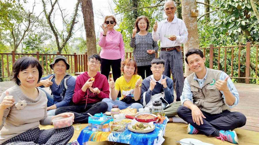 台南中興大學新化林場推出森林野餐日活動，開放3處地點供遊客野餐。（台南市新化林場提供／劉秀芬台南傳真）