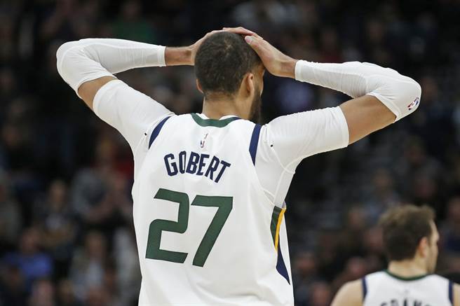 爵士中锋戈贝尔坦承，自己在确诊后收过死亡威胁。(美联社)