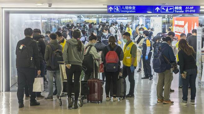 男子透露妻子土耳其旅游返台后，一家3口惨况，奉劝大家没事不要出国。（非当事人示意图／中时资料照）
