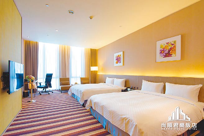 四星級尚順君樂飯店雙床房型客房，擁有14坪以上寬敞舒適空間。圖／尚順育樂世界提供