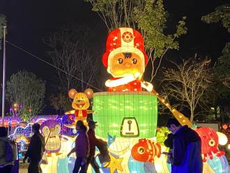 台灣燈會滿意度逾九成！產業燈區機器人、大同寶寶民眾按讚