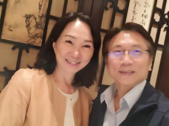 李佳芬(左)、桃园市议员詹江村(右)、。(取自詹江村脸书)