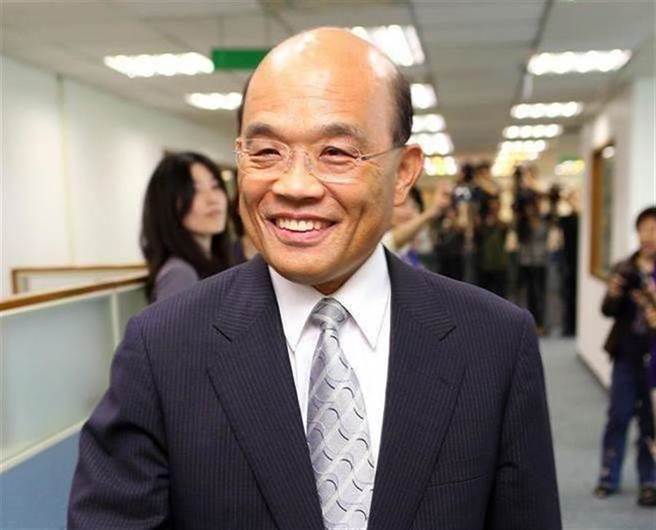 行政院长苏贞昌「逆时中」，称「货很多」，要民眾尽量买 (图／本报资料照)