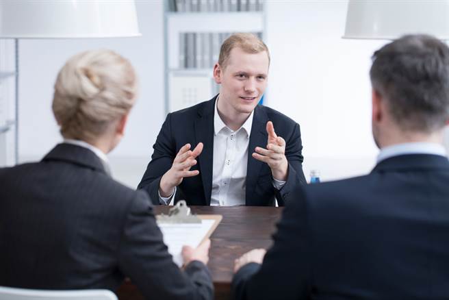 威廉尤瑞在《从说服自己开始的哈佛谈判力》提出谈判关键，和别人沟通前先说服自己。(示意图/ 取自达志影像)