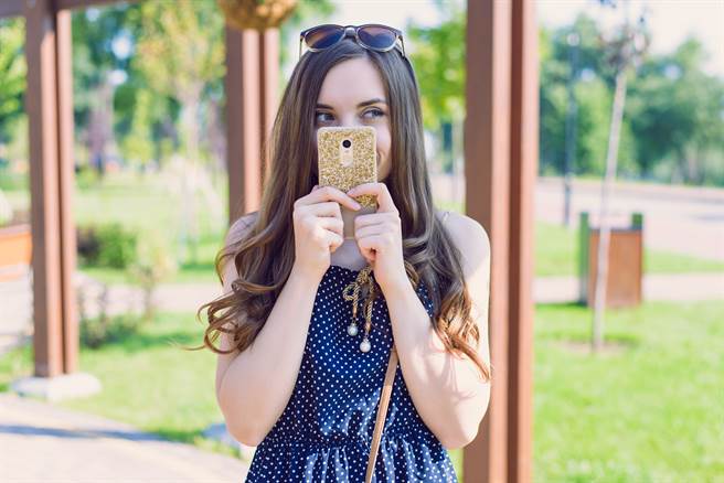 讯息竟藏害羞密码 老司机邪笑秒懂(示意图／达志影像)