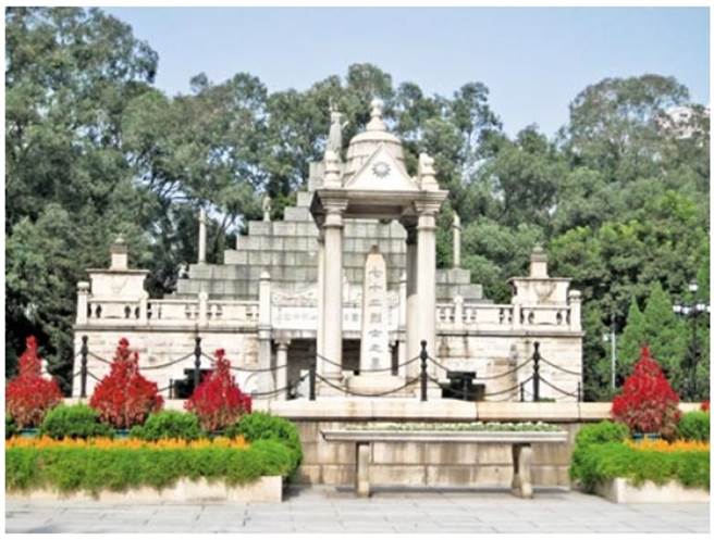 黄花岗七十二烈士墓。（记者林采韵摄）