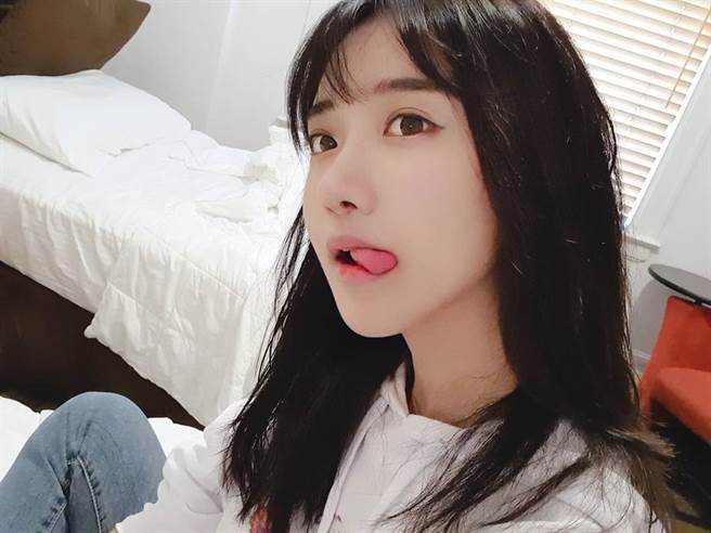 企鹅妹男友曝光？网见长相惊：是他！(示意图／达志影像)